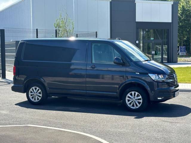 Volkswagen Transporter 2.0 TDI 150 Highline Van Commercial Diesel Blue